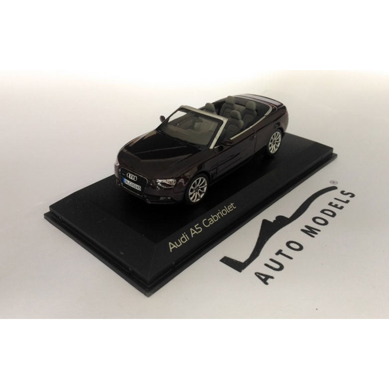 Audi Box Audi A5 Cabrio Red