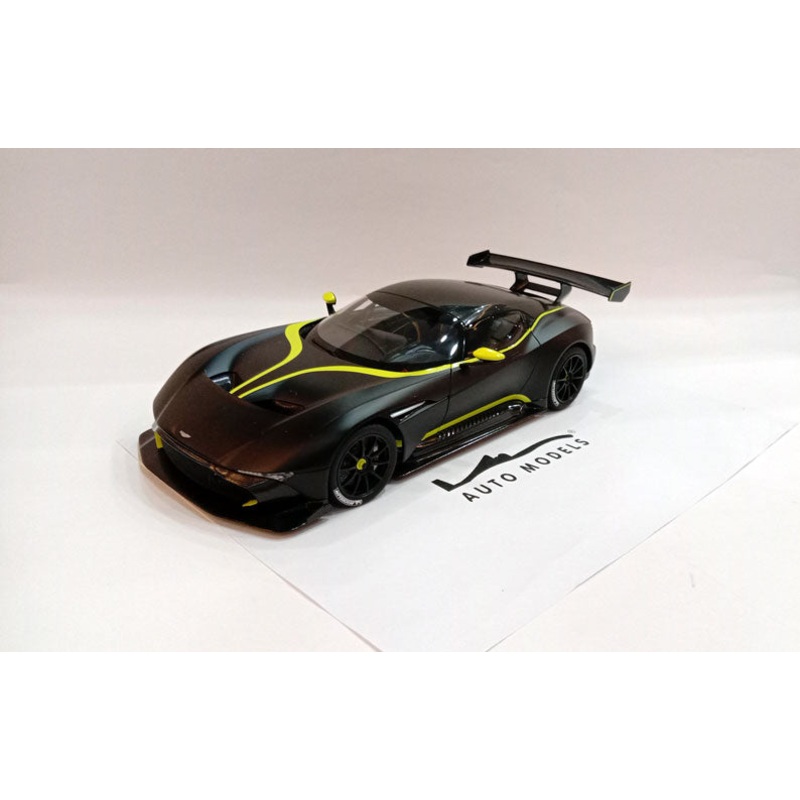 Autoart Aston Martin Vulcan Matt Black w/Lime Green Stripes
