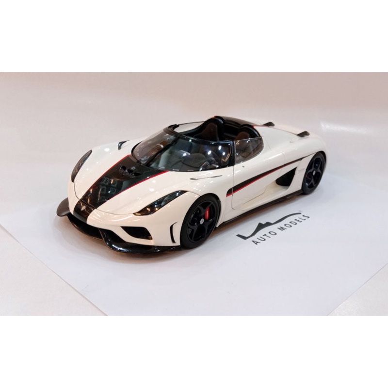 Autoart Koenigsegg Regera White Black Accents