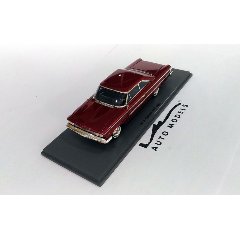 Spark Model Ford Galaxie 500 Hard-Top 2-Door 1963 Red Metallic