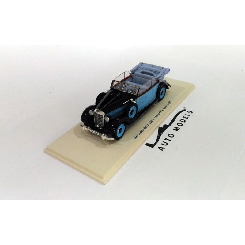 Spark Model Mercedes Benz 320A Convertible 1937 Blue Light Blue