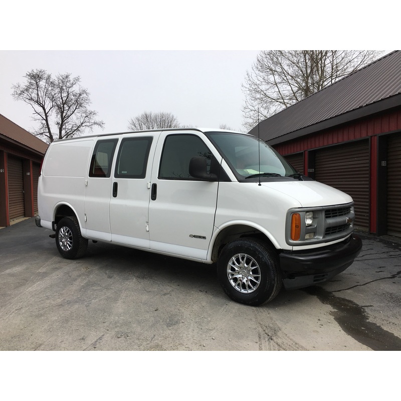 2000 Chevrolet 1500 Cargo Van