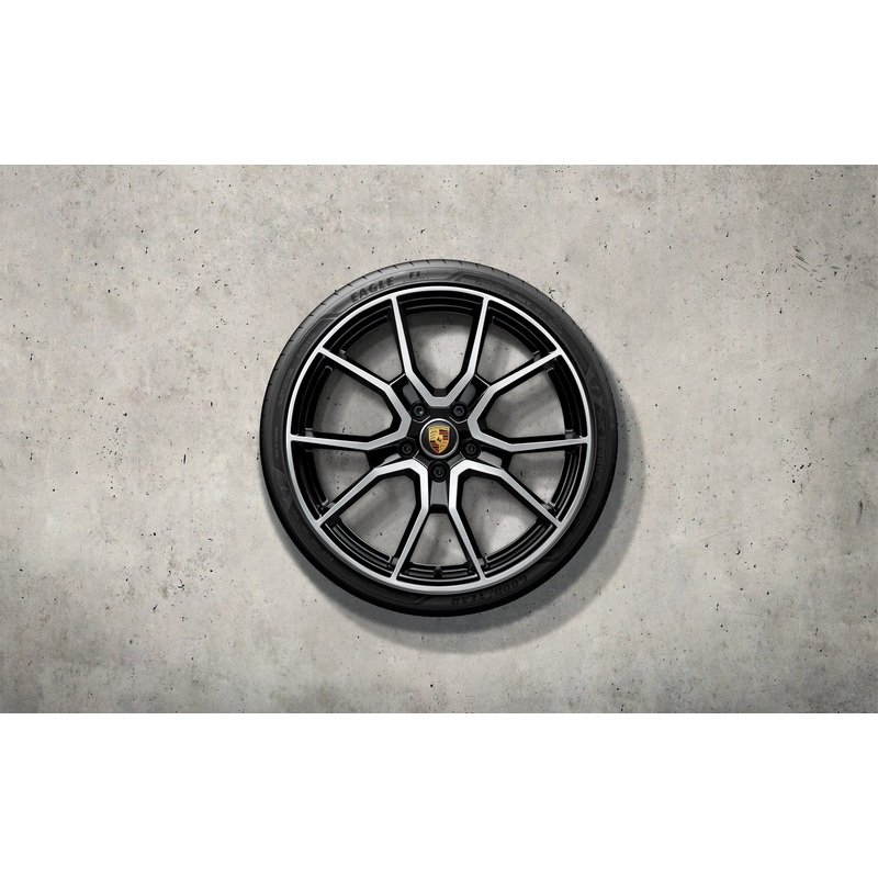 21-inch RS Spyder Design summer wheel-and-tire set