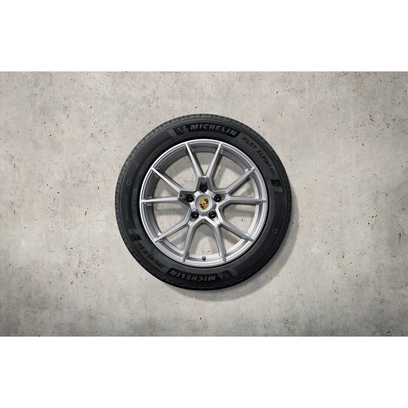 20-inch Cayenne S winter complete wheel set
