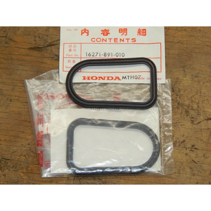 Honda OEM Gaskets #16271-891-010 QTY.2-NEW