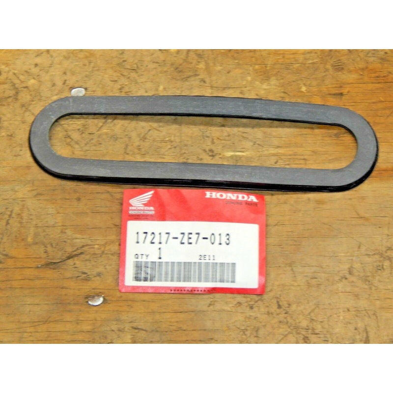 Honda OEM Air Filter Gasket #17217-ZE7-013- QTY.1-NEW