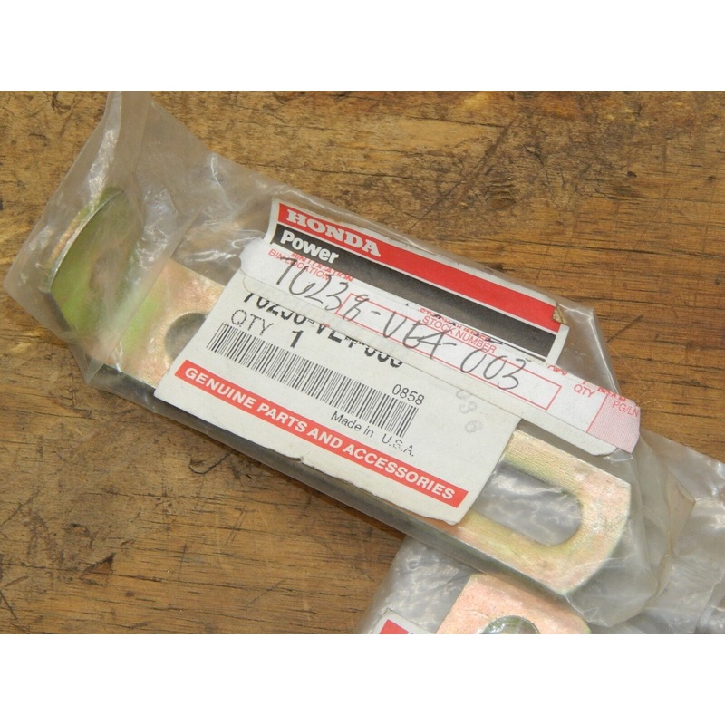 Honda OEM Belt Guide #76238-VE4-003 Qty.1-NEW