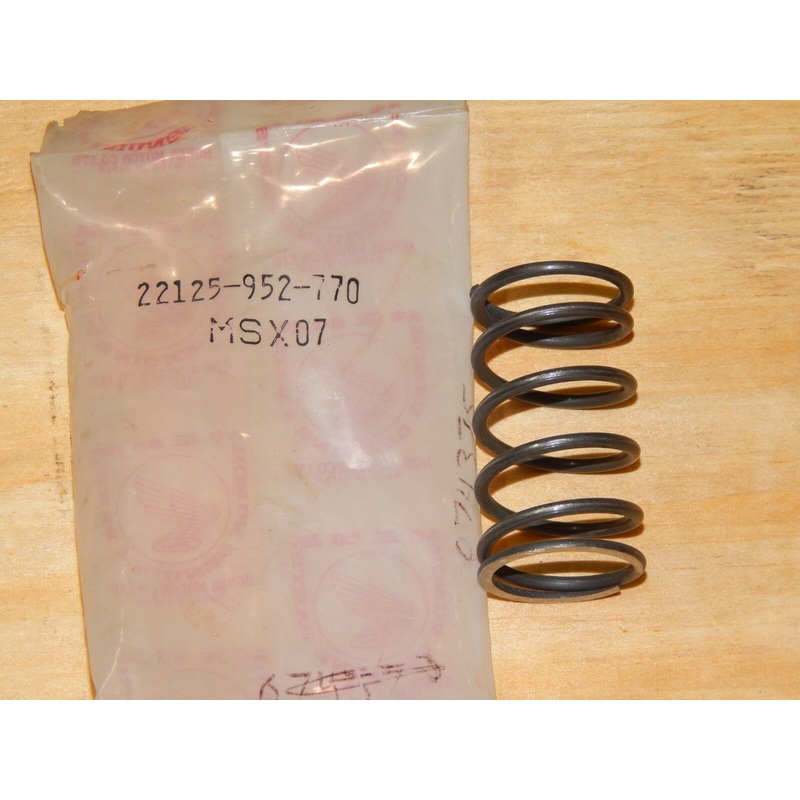 Honda OEM Driven Face Spring #22125-952-770 QTY.1-NEW