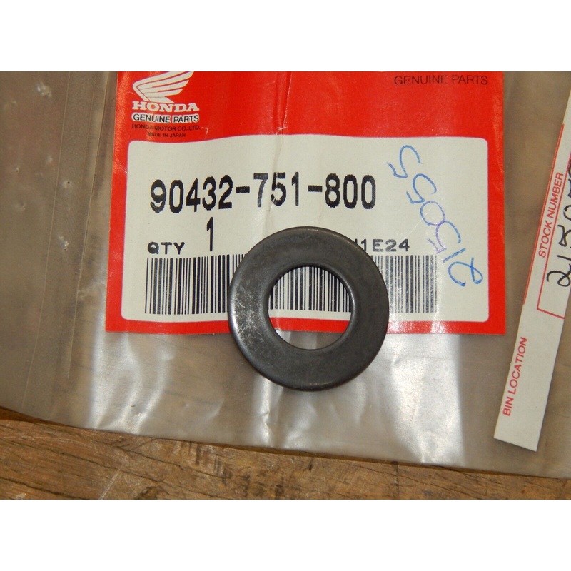 Honda OEM Grass Catcher Washer #90432-751-800- QTY.1-NEW