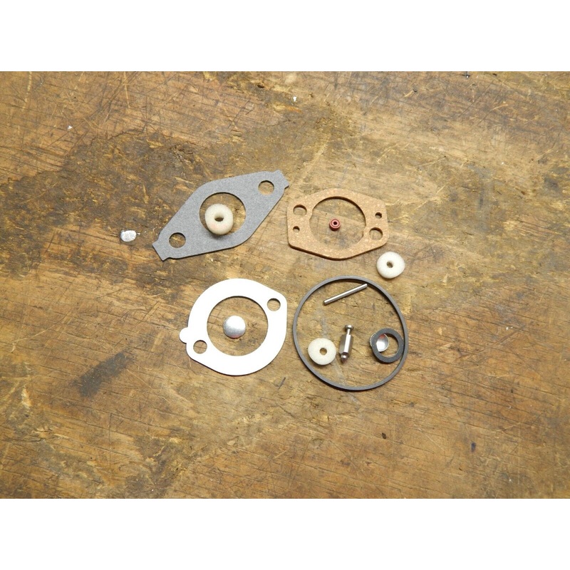 OEM Briggs & Stratton Carburetor Kit 695157